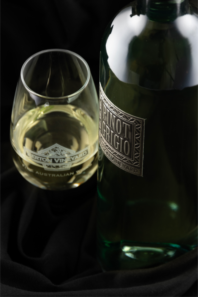 Metal Label 2025 Pinot Grigio